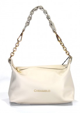 Bolso de piel suave rectangular. Asa de hombro y bandolera. Beis. Caramelo