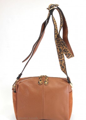 Bolso bandolera piel. Color cuero. CARAMELO.