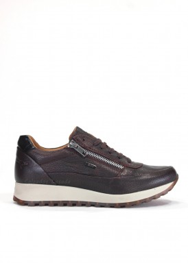 Deportiva mujer con membrana impermeable. Burdeos. KANGAROOS.