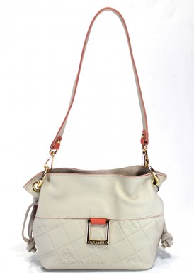 Bolso pequeño de piel con asa de hombro y bandolera. Beis/coral. CARAMELO.