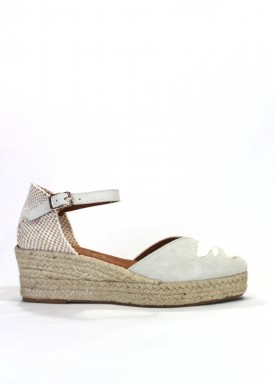 Alpargata mujer piel de cuña media. Color crema. PICÓN