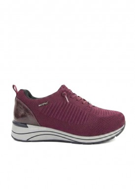 Zapatilla deportiva resistente al agua . Burdeos. Treintas