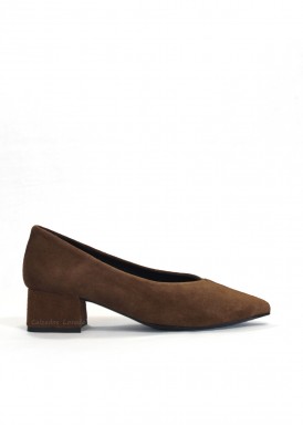 Zapato serraje, corte salón,cuero. DESIREE