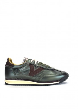 Zapatilla deportiva casual de serraje y textil satinado. Verde. VICTORIA.