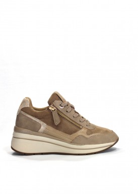 Zapatilla deportiva cuña, Beis taupe. XTI