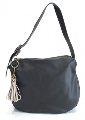 Bolso clásico de piel negro. Caramelo