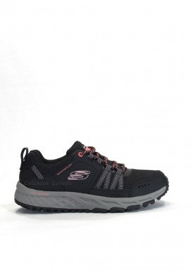 SKECHER mujer Tail, con repelente de agua. Negro
