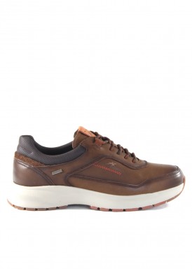 Zapato deportivo de piel con MEMBRANA IMPERMEABLE. Marrón. FLUCHOS.