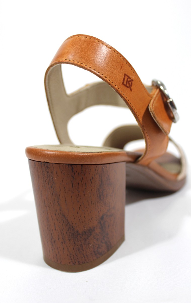 DORKING BY FLUCHOS - Sandalia de piel tacón ancho 6 cm. Color dorado y  camel. DORKING| Calzados Losada