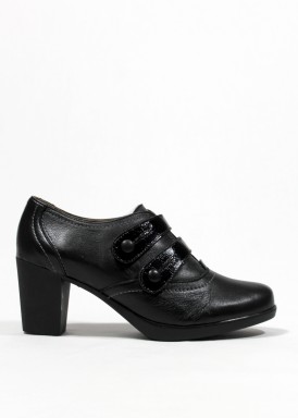 Zapato abotinado dos velcros, piso de goma, tacón 6 cm. Negro. FAP